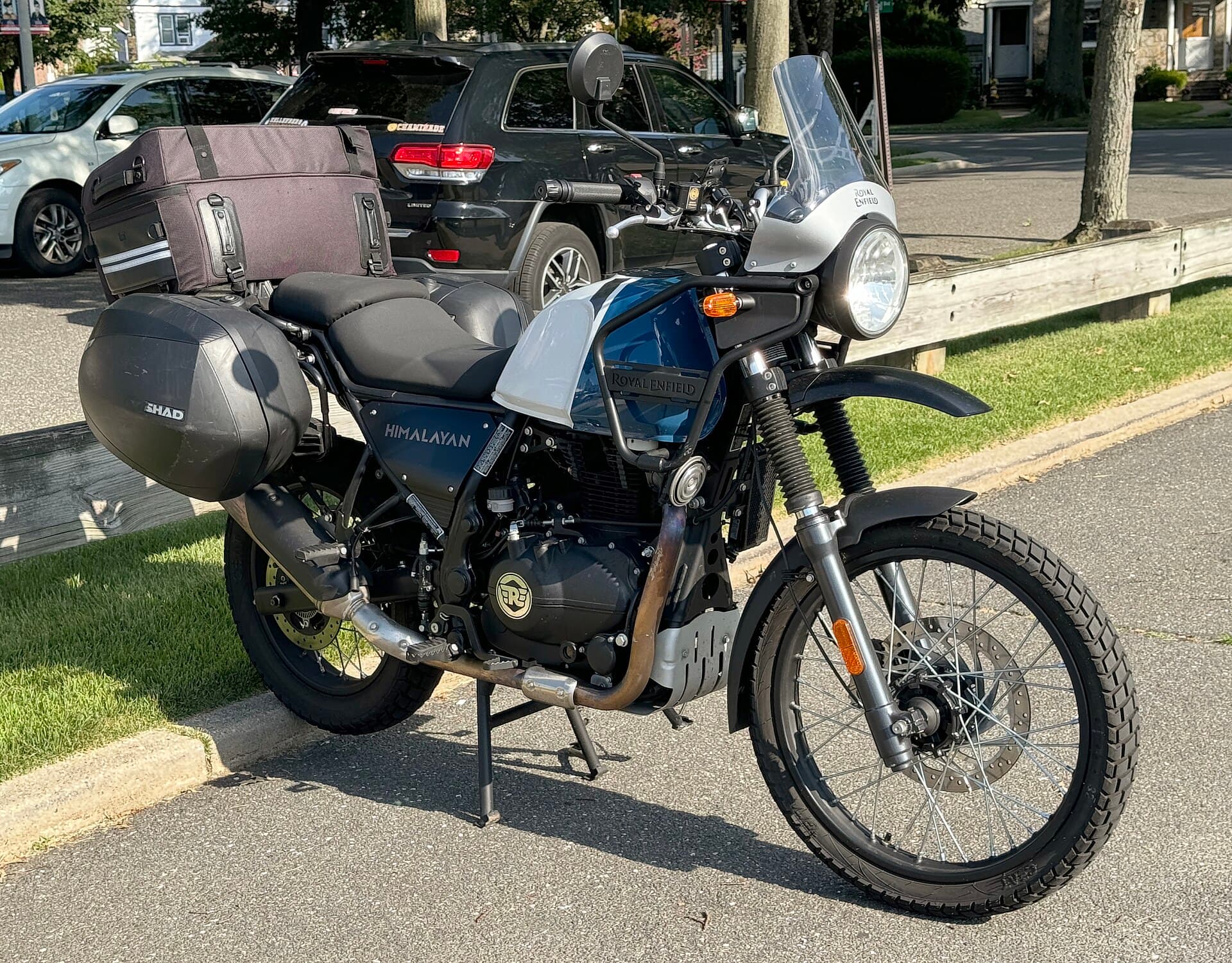 Royal Enfield Himalayan 411cc scooter for rent in Bali
